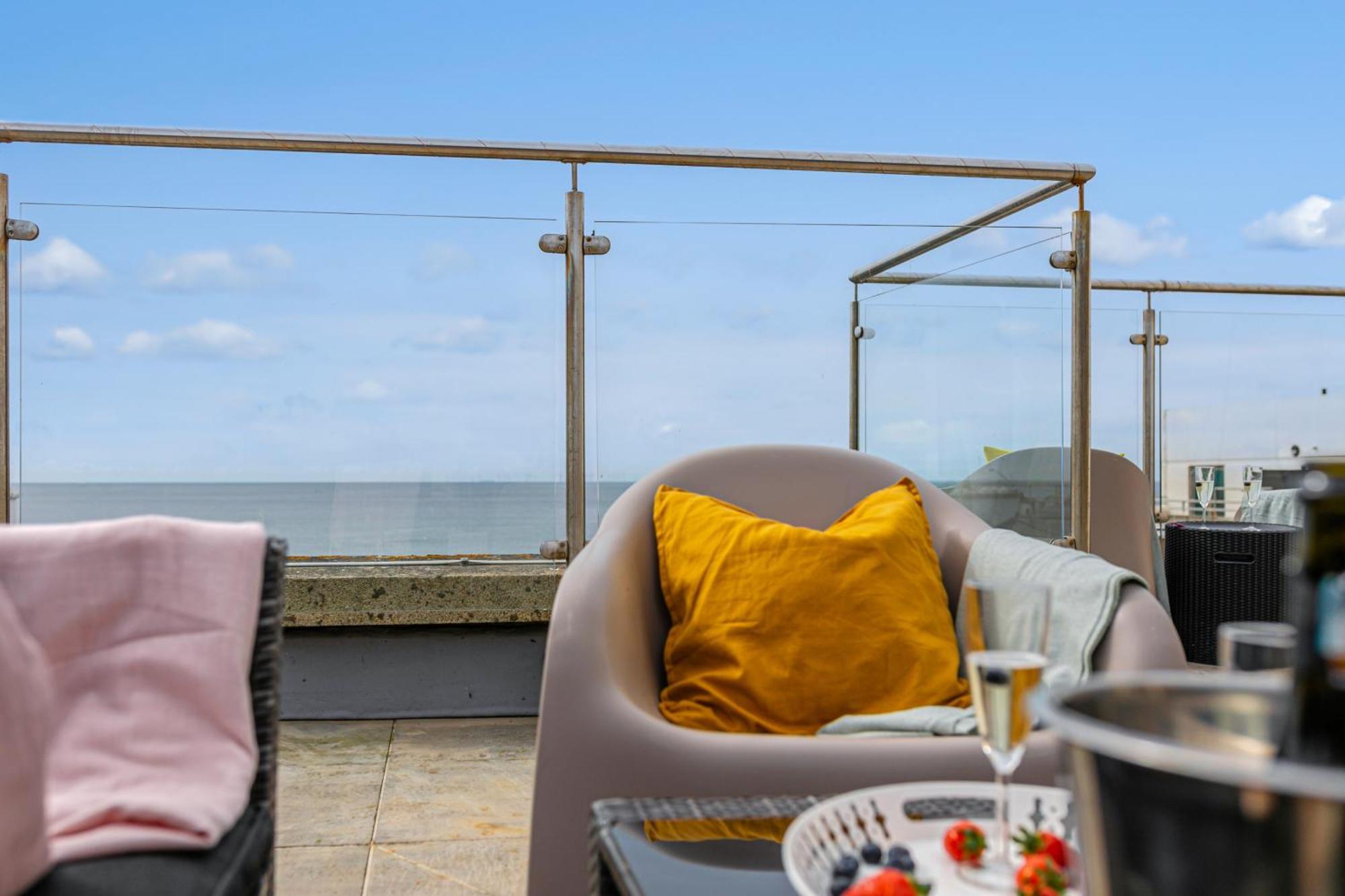 Airhost'S Brighton'S Best Green Diamond Escape With Sea Views Leilighet Eksteriør bilde